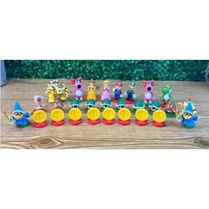 Super Mario 2009 Chess Collectors Edition Replacement Pieces 28 Cake Topper